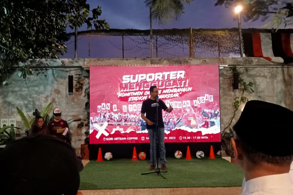 Anies Menandatangani Perjanjian Pembangunan Stadion dengan Suporter PSM