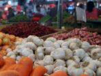 Kenaikan Harga Bawang dan Penurunan Harga Cabai di Pasar Induk Kramat Jati