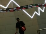 IHSG Berakhir dengan Penurunan 0,70%