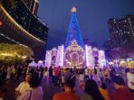 Pohon Natal Tertinggi di Indonesia Kembali Dipajang di Central Park Jakarta