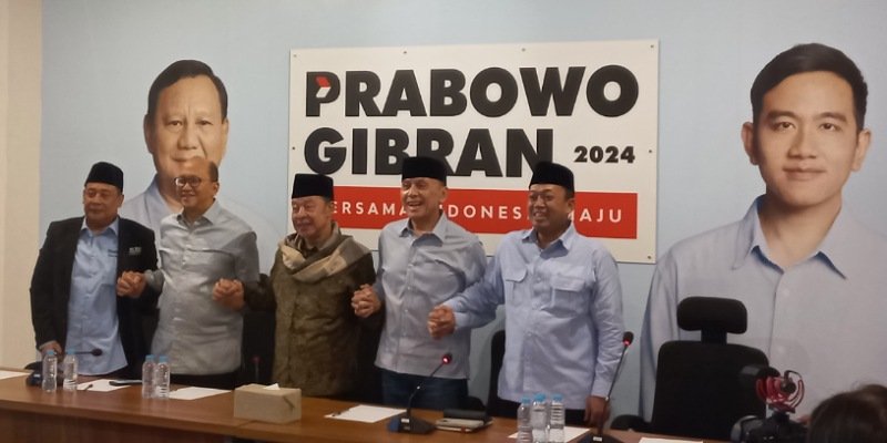 Pendidik Ponpes Buntet Mendukung Prabowo-Gibran, Iwan Bule Yakin Jabar Akan Menang Besar!