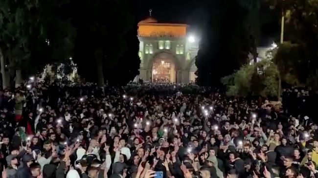 Bendera Israel Dikibarkan saat Kompleks Masjid Al-Aqsa Diserbu