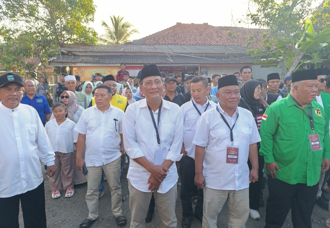 Ujang-Dadang Mendaftar Resmi ke KPU Pangandaran