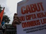 Hindari Tempat Ini! Kerumunan Buruh Akan Menggelar Demo Menolak UU Cipta Kerja