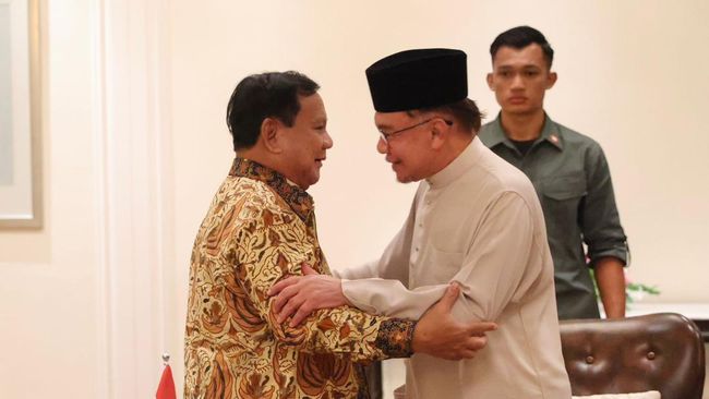 menteri-pertahanan-prabowo-subianto-melakukan-pertemuan-bilateral-dengan-perdana-menteri-malaysia-anwar-ibrahim-di-sela-sela-k_169.jpeg
