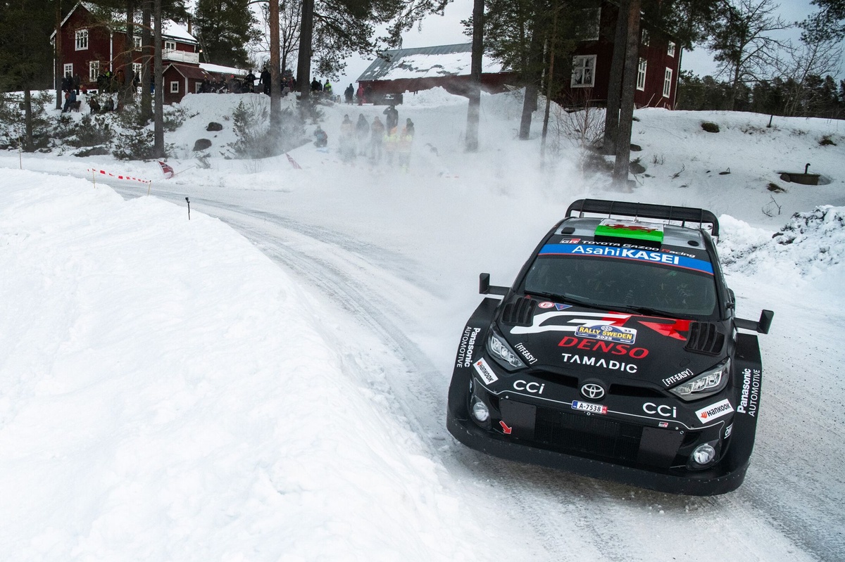 elfyn-evans-scott-martin-toyot.jpg