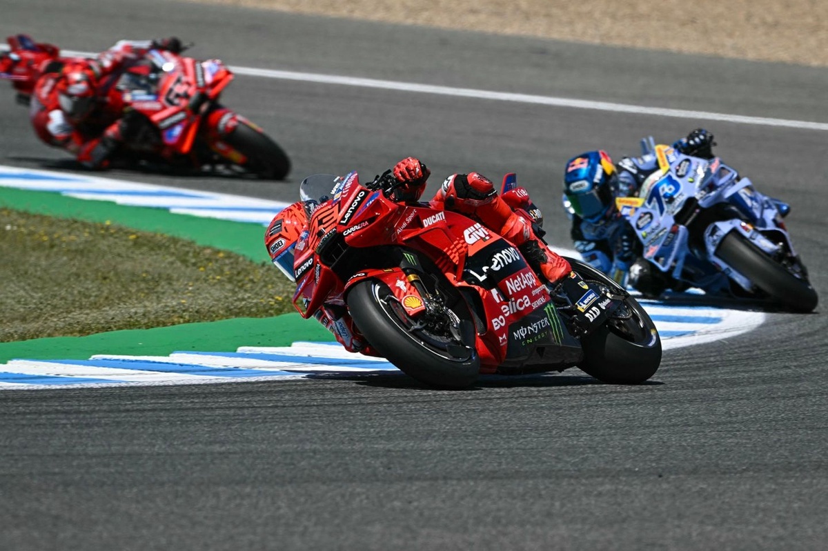 francesco-bagnaia-ducati-team-.jpg