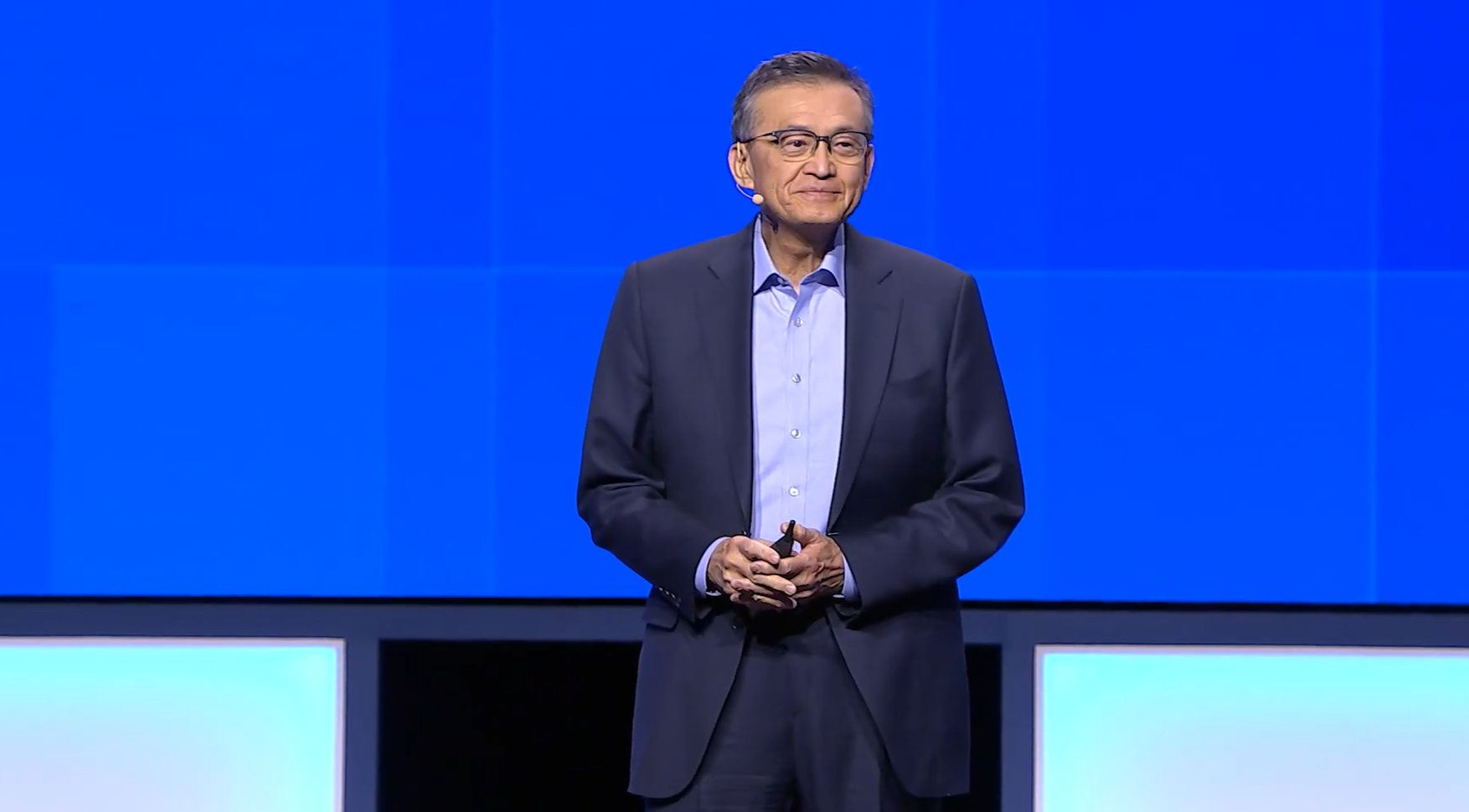 CEO-Intel-dipuji-Donald-Trump.webp.webp