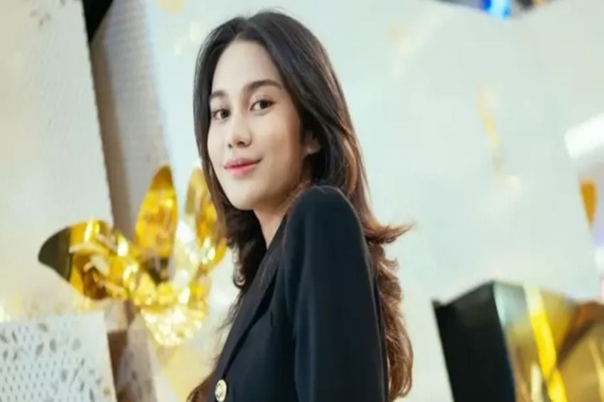 kasus-dugaan-fitnah-azizah-salsha-resmi-laporkan-2-akun-medsos-ke-bareskrim-polri-ogo.jpg