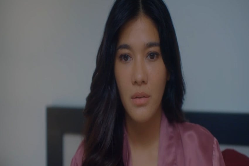 naysilla-mirdad-curiga-rok-padel-jadi-bukti-perselingkuhan-nonton-series-catatan-hati-seorang-istri.jpeg