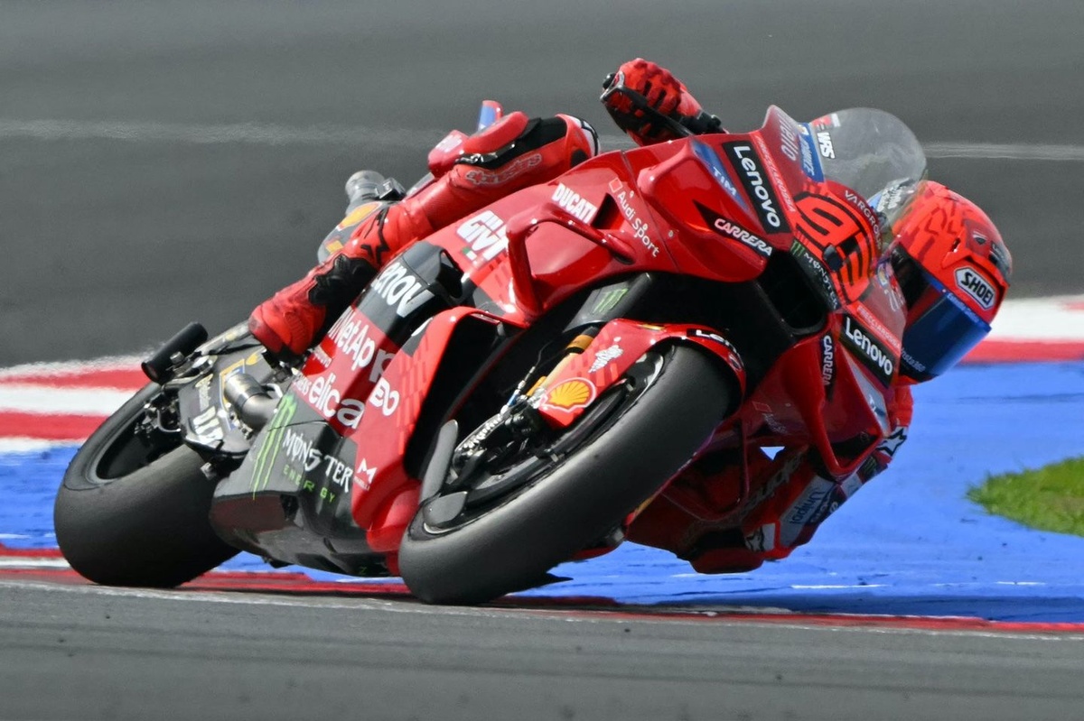 1757859021_marc-marquez-ducati-team-3.jpg