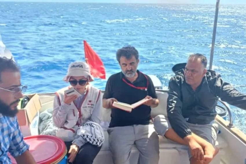 berlayar-ke-gaza-wanda-hamidah-terdampar-di-kelibia-tunisia-akibat-kapal-bermasalah-agf.jpg