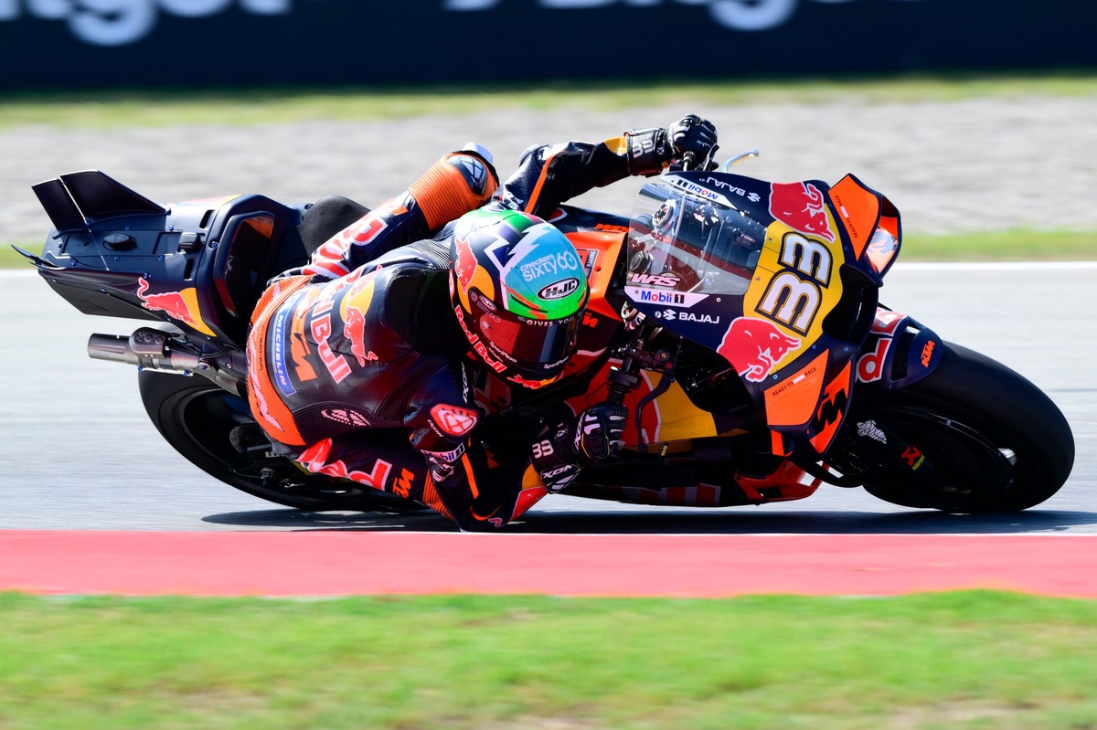 brad-binder-red-bull-ktm-facto-3.jpg