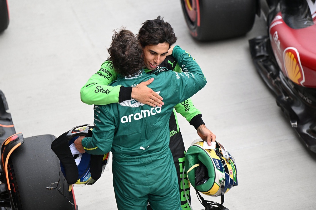 fernando-alonso-aston-martin-r.jpg