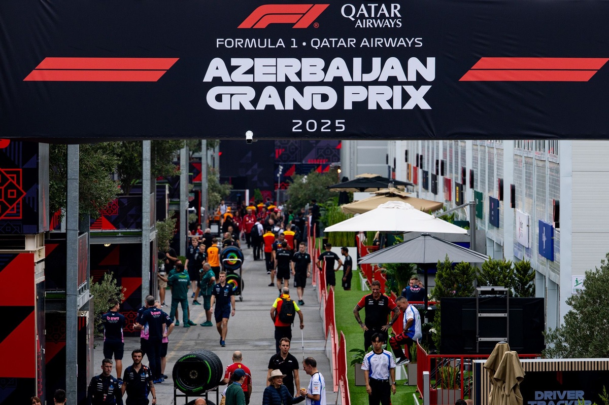 paddock-atmosphere.jpg